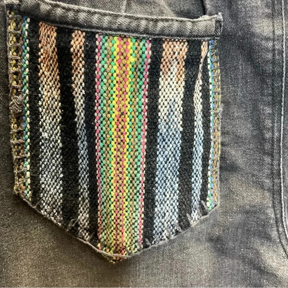 Judith March Bell Bottom Pull On Embroidered Jeans - Picture 7 of 7